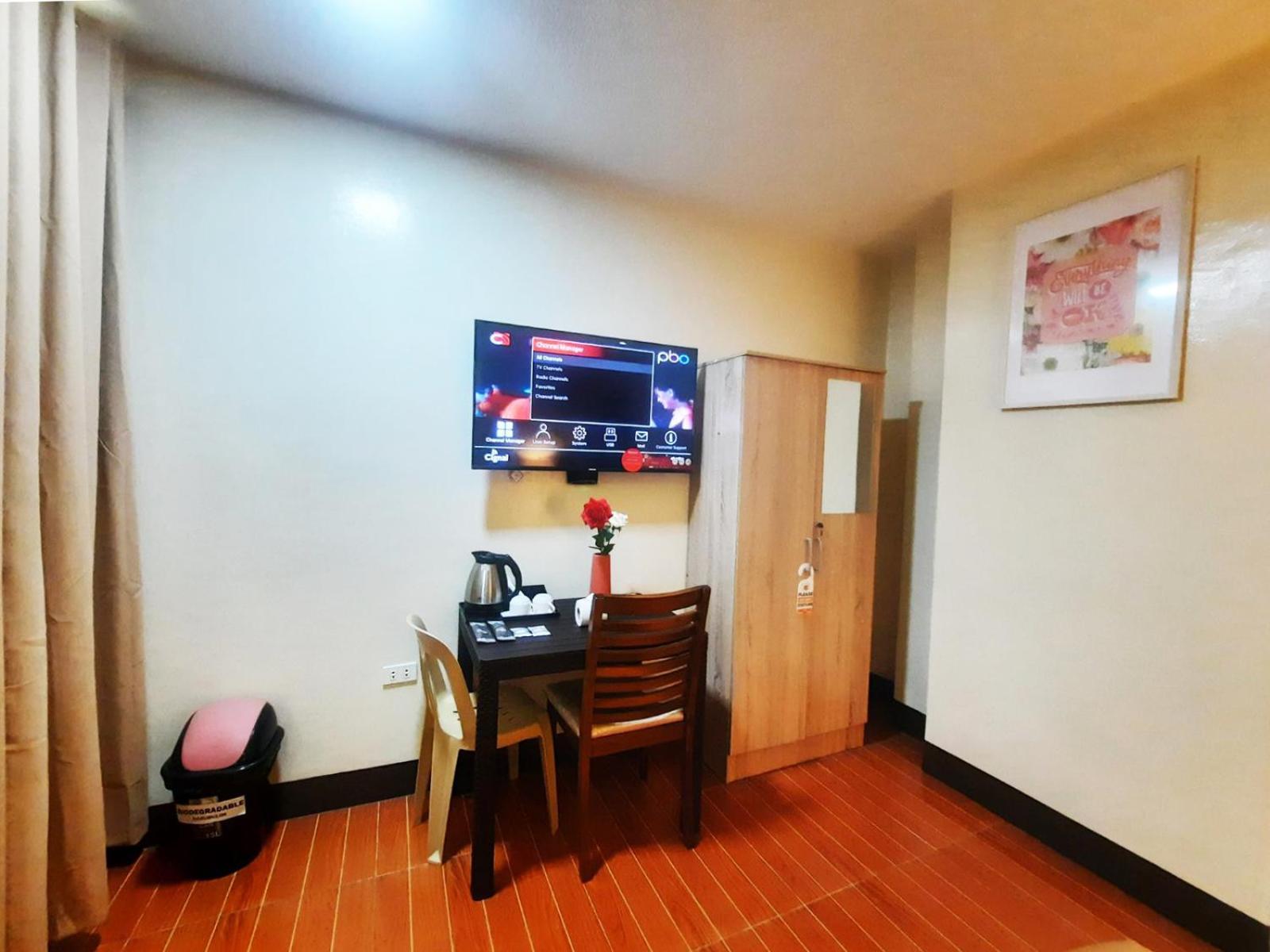 B&J Guesthouse And Tours Tagbilaran Exterior foto