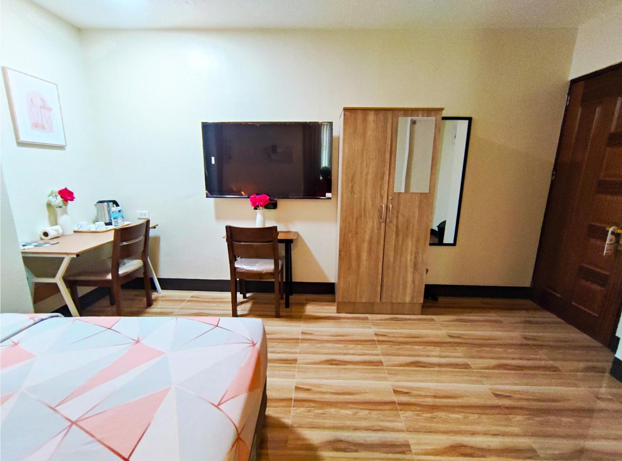 B&J Guesthouse And Tours Tagbilaran Exterior foto